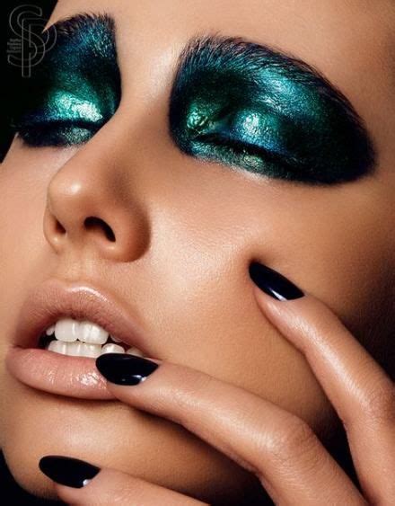 Best makeup looks dramatic teal Ideas | Metallic makeup, Makeup photography, Beauty products ...