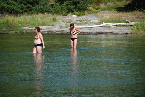 Wading Women | Stockholm archipelago. Taken on the island of… | Flickr