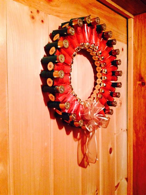 Green and red shotgun shell wreath Shotgun Shell Art, Shotgun Shell Wreath, Shotgun Shell ...