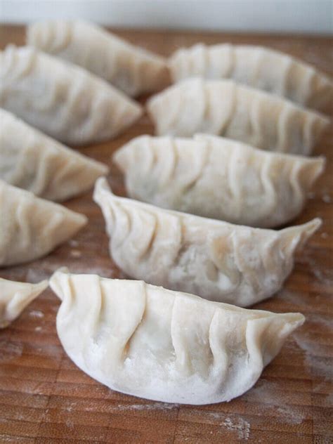 Chinese pork and cabbage dumplings - Caroline's Cooking