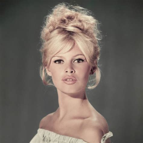 Brigitte Bardot: Biography, Dancer, Model, Actress