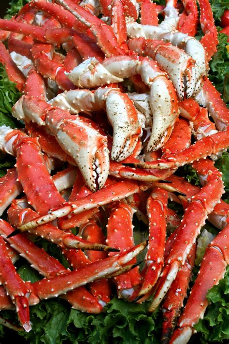 Jumbo Alaskan King Crab Legs (10, 44% OFF
