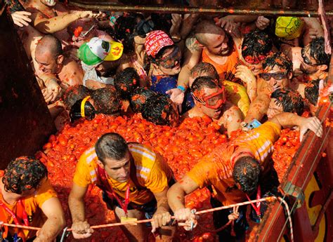 La Tomatina Festival, la celebració anual d’Espanya de llançament de ...