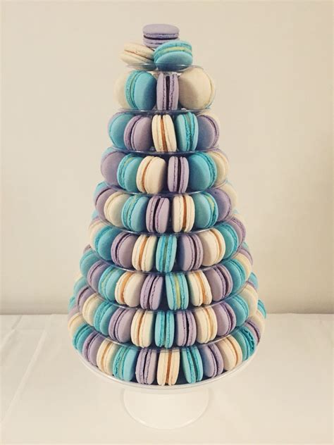 Macaron tower for a 21st. | Macarons, Macaron tower, Decor