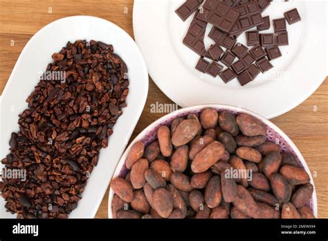 Chocolate, cocoa beans, and cocoa nibs Stock Photo - Alamy