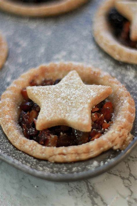 Vegan Mince Pies - BakedbyClo | Vegan Dessert Blog