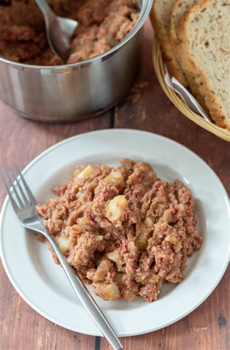 Quick Healthy Beef Stroganoff - Neils Healthy Meals