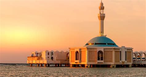 Al Rahma Mosque: The Floating Mosque In Jeddah, Saudi Arabia