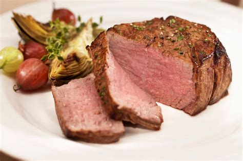 How to Cook Filet Mignon to Perfection : Steak University