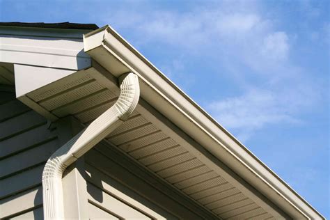 10 Types of Rain Gutters and How to Choose One