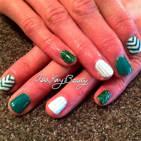 St Patrick's Day Nails - Nail Art Gallery