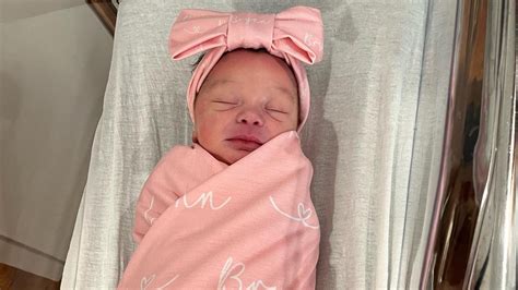 WCVB traffic anchor Katie Thompson gives birth to daughter