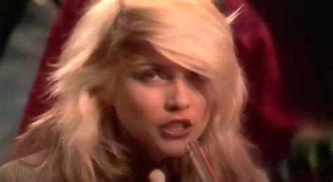 Blondie - Sunday Girl (1979)