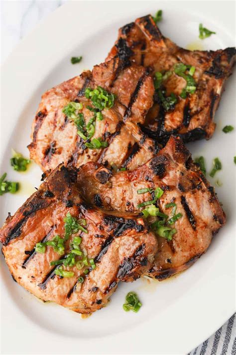 Suon Nuong (Vietnamese Grilled Lemongrass Pork Chops) - A Peachy Plate