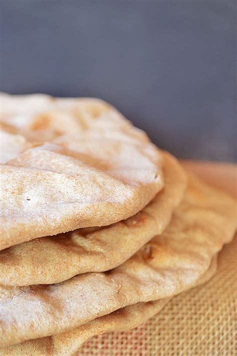 Unleavened Bread Recipe (No Yeast, 4-Ingredient) - Amira's Pantry