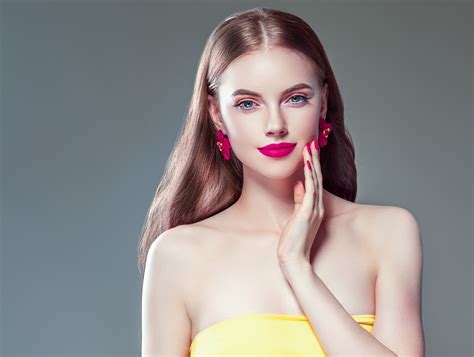 4K, 5K, Colored background, Blonde girl, Face, Glance, Red lips, Makeup, Earrings, Manicure ...