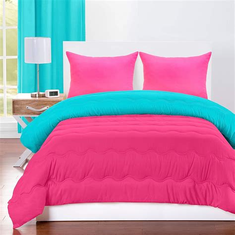 Amazon.com: Crayola Turquoise Blue and Hot Magenta Reversible 3-Piece Comforter Set Full - Queen ...