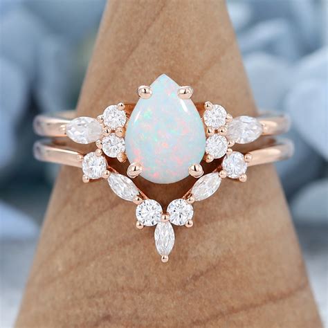 Opal Ring Rose Gold