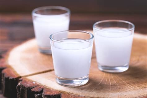 How To Drink Arak (The Ultimate Guide) | DineWithDrinks