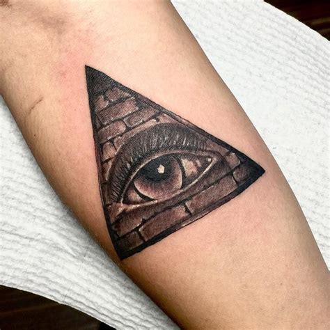 ¡Bravo! 29+ Listas de Illuminati Eye Hand Tattoo! Maybe you would like to learn more about one ...