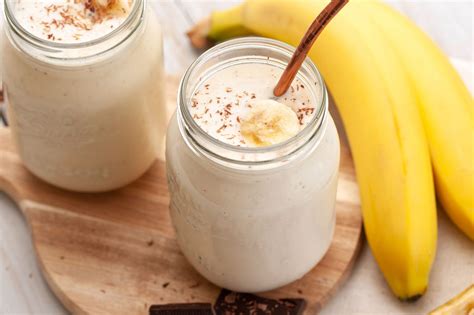 Banana Curd Smoothie | Easy And Delicious Recipe | Fitelo