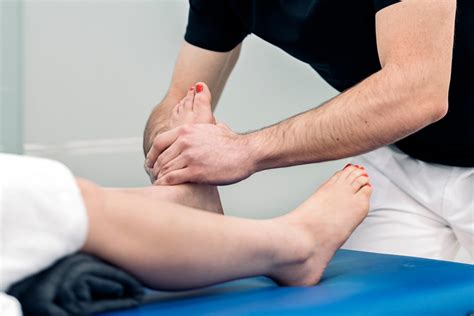 17 Causes of Foot Pain While Running & Top Podiatry Treatments