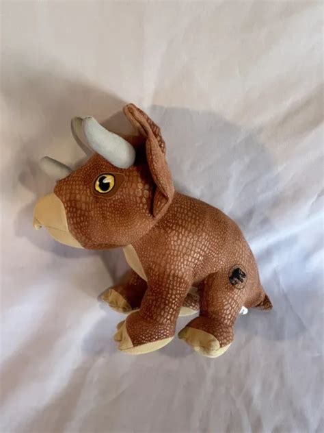 JURASSIC WORLD TRICERATOPS Plush. 20”. Stamped. Universal Studios. VGC £9.99 - PicClick UK