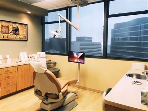 Meet Dr. Salamati | Periodontist in Los Angeles | Afshin Salamati, DDS