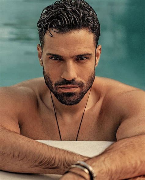 Konstantinos Argiros / Κωνσταντίνος Αργυρός | Greek men, Greek male models, Greek model