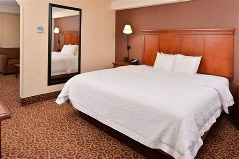 McKnight Hotel Pittsburgh | Bookonline.com