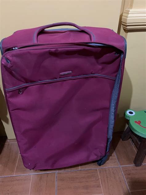 samsonite luggage bag , need replace zipper, Hobbies & Toys, Travel ...