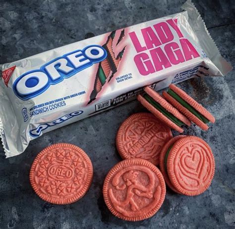 [Limited] Lady Gaga Chromatica Oreos, 6-pack, 3.1 oz Limited Edition, Food & Drinks, Packaged ...