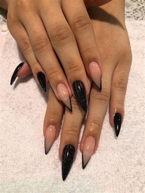 Review Of Black Tip Nail Designs 2021 Pics - metaldetectingpinpointerforsaleonline