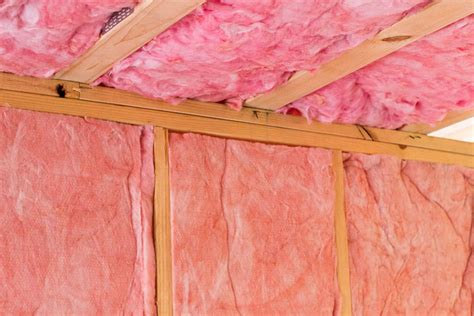 Batts vs blown insulation – Which insulation option is right for you?