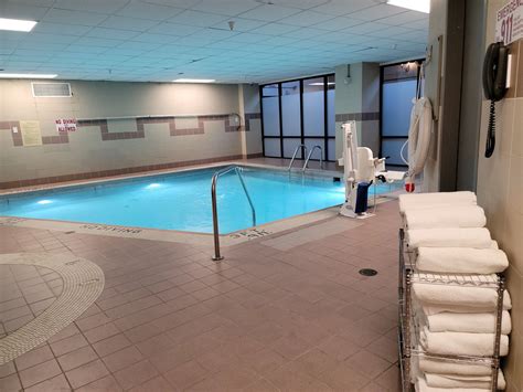 ARIEL BROADWAY HOTEL - Updated 2022 Prices & Reviews (Lorain, Ohio)