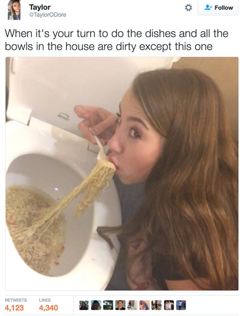 A Teen Pretended To Eat Ramen From The Toilet As A Joke But People Are Gagging