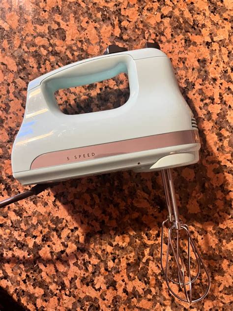 This $50 KitchenAid Hand Mixer Does the Job of a Stand Mixer and Saves Me So Much Space