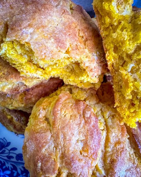 Easy Buttermilk Pumpkin Biscuits - BELLE OMNILEY