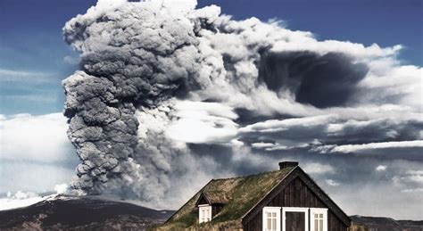 Volcano House cafe and museum in Reykjavik. Educational films on the history of volcanoes in ...