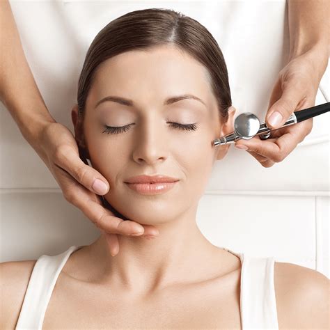 Introducing the OxyOasis Facial An Instant Moisture boost infused with 95% pure oxygen for a ...