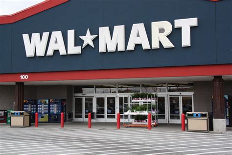 Wal-Mart pays $11.26 an hour | Harryhammer's Blog