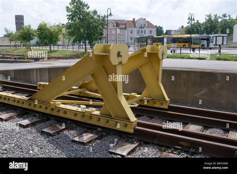 buffers buffers hit hitting the rail rails railway railways end of Stock Photo, Royalty Free ...