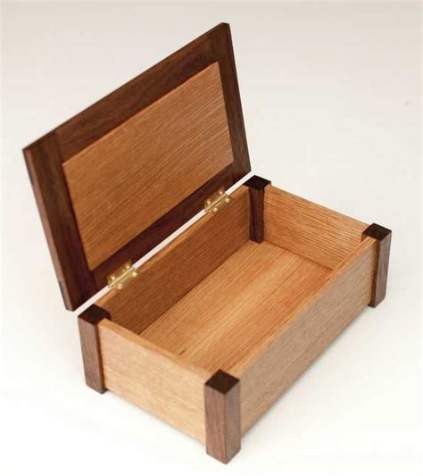 Rift-sawn White Oak and Walnut Box | Small wood box, Wooden box designs ...