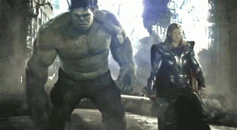 Hulk Smash GIFs - Find & Share on GIPHY