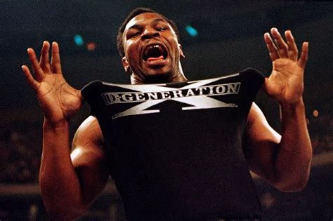 Mike Tyson's infamous WWE appearance which 'saved' the sport resurfaces - Daily Star