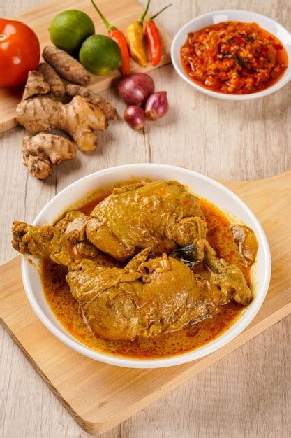 Premium Photo | Indonesian traditional cuisine ayam gulai padang ayam gulai is a popular dish of ...