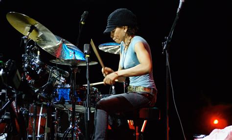 Cindy Blackman Santana - DRUMMERWORLD