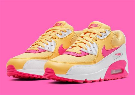 Nike Air Max 90 Women’s Yellow Pink White 325213-702 in 2020 | Air max ...