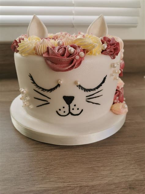 Birthday Cake For Cat 7th Birthday Cakes Cat Themed B - vrogue.co