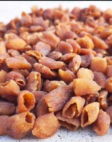 Dried Mahua Flower at best price in Sohagpur by Kesharwani Grain Marchant | ID: 27369014433